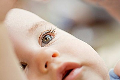 宝宝经常出现眼睛浮肿现象 原因竟是这个_六一儿童网_(PAD版)